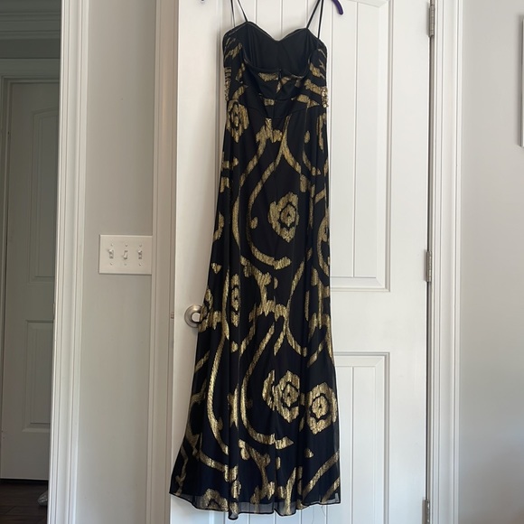 Betsy & Adam black and gold beaded strapless gown - Picture 3 of 8